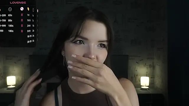 Snapshot of _Cute_World_ chatting on October 14, 2025, 9:37 pm Cute World online show from October 14, 2025, 9:37 pm