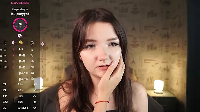 Snapshot of _Cute_World_ chatting on October 22, 2025, 9:58 pm Cute World online show from October 22, 2025, 9:58 pm