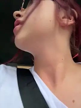 l0lita sweet online show from October 31, 2025, 10:22 pm