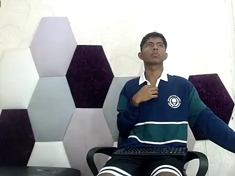 Snapshot of Mick_storm chatting on February 5, 2026, 6:56 pm Mick storm online show from February 5, 2026, 6:56 pm