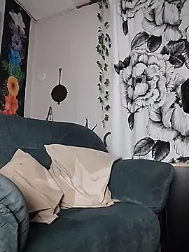 Snapshot of kiimakalu chatting on February 19, 2026, 10:17 pm kiimakalu online show from February 19, 2026, 10:17 pm