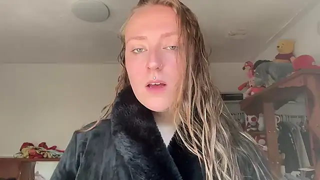 Pattyworld69 online show from July 1, 2026, 3:23 pm