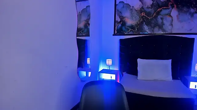 Snapshot of Ximen_moo chatting on November 19, 2025, 5:29 am Ximen moo online show from November 19, 2025, 5:29 am