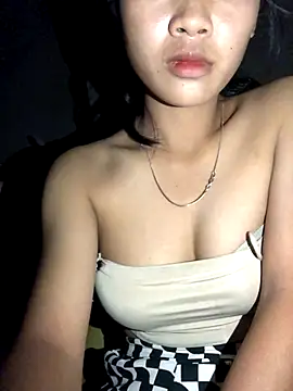 namicute online show from October 16, 2025, 9:05 pm