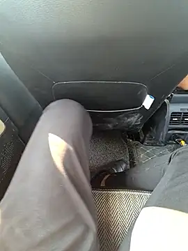 crawlerdrill online show from December 4, 2025, 8:01 am