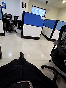 Snapshot of crawlerdrill chatting on January 15, 2026, 7:02 am crawlerdrill online show from January 15, 2026, 7:02 am