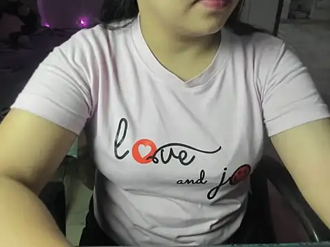 Divya68 online show from November 15, 2025, 5:31 pm