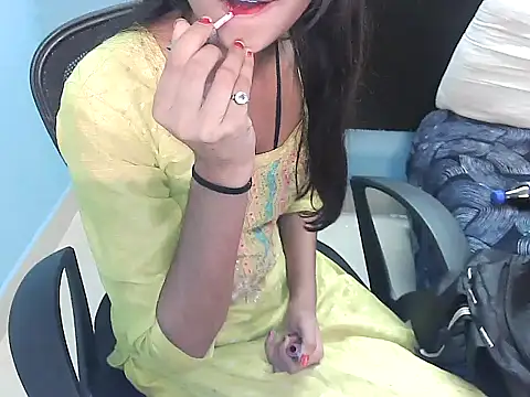 notty heena online show from November 23, 2025, 3:39 am