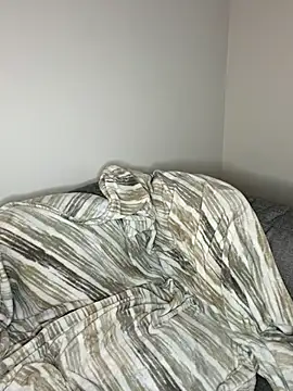 YourFavorite Daiisy online show from October 17, 2025, 12:47 am