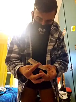 Snapshot of Arf097 chatting on November 16, 2025, 1:06 pm Arf097 online show from November 16, 2025, 1:06 pm