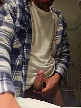 Snapshot of Arf097 chatting on February 25, 2026, 12:09 am Arf097 online show from February 25, 2026, 12:09 am