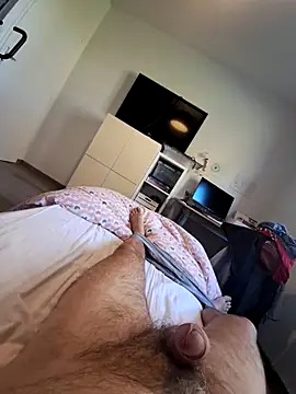 nico33000a online show from November 3, 2025, 8:59 am