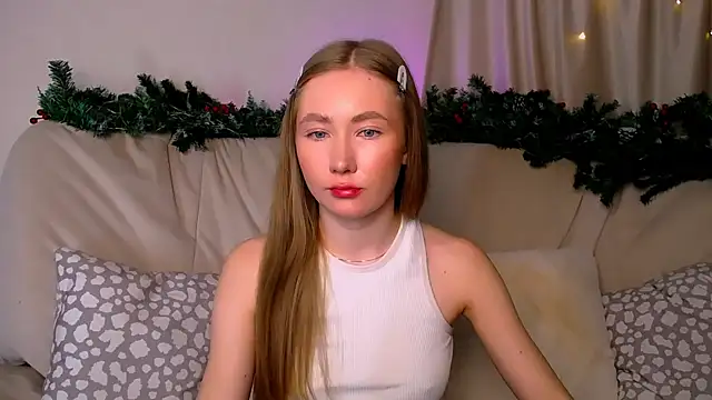 EllyColins online show from December 20, 2025, 3:02 am