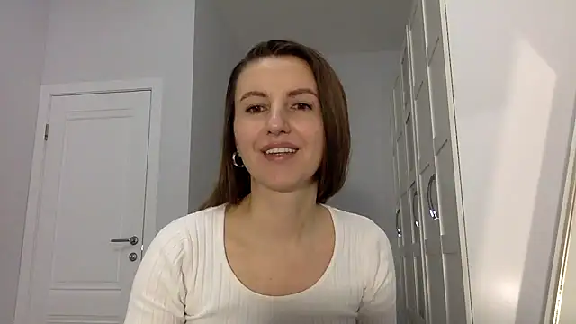 Snapshot of Melivorra chatting on April 6, 2026, 9:27 pm Melivorra online show from April 6, 2026, 9:27 pm