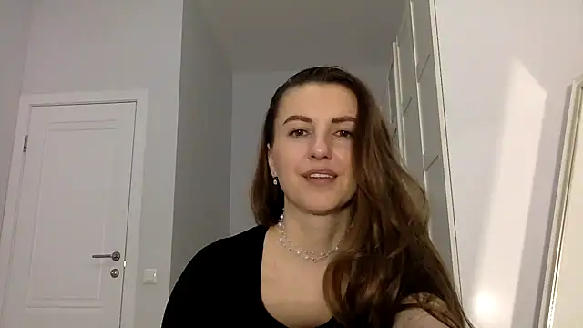 Snapshot of Melivorra chatting on April 22, 2026, 8:54 pm Melivorra online show from April 22, 2026, 8:54 pm