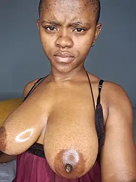 Snapshot of certifiedhottie2025 chatting on November 15, 2025, 7:16 am certifiedhottie2025 online show from November 15, 2025, 7:16 am