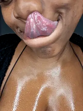 Snapshot of certifiedhottie2025 chatting on February 24, 2026, 6:00 am certifiedhottie2025 online show from February 24, 2026, 6:00 am