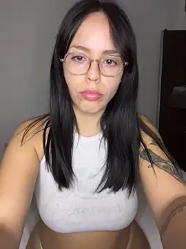 Snapshot of babecatalina chatting on February 26, 2026, 4:11 am babecatalina online show from February 26, 2026, 4:11 am