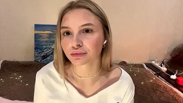 Snapshot of VictoriaMystery chatting on October 27, 2025, 3:49 pm VictoriaMystery online show from October 27, 2025, 3:49 pm