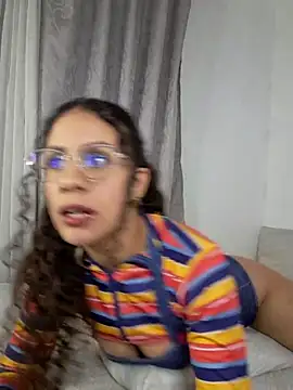 danna gomez 07 online show from October 25, 2025, 11:32 pm