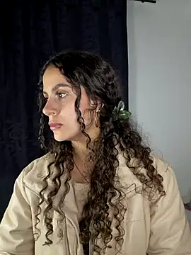 danna gomez 07 online show from December 4, 2025, 2:43 am