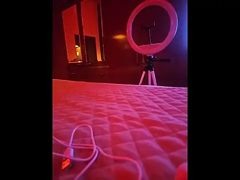 Babiwife online show from November 14, 2025, 1:37 am