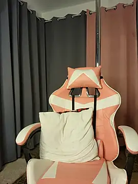 Jxxxa2 online show from November 5, 2025, 4:45 am