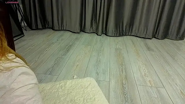 Snapshot of MissPompadure chatting on February 14, 2026, 9:00 pm MissPompadure online show from February 14, 2026, 9:00 pm