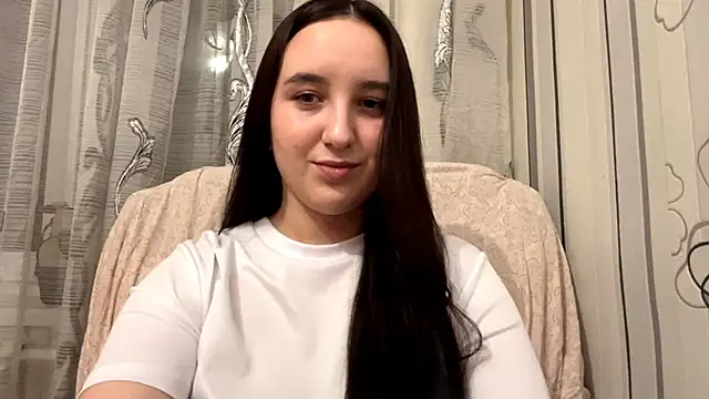 Snapshot of DaisyMolly chatting on November 18, 2025, 9:41 pm DaisyMolly online show from November 18, 2025, 9:41 pm