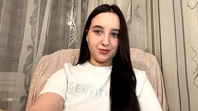 Snapshot of DaisyMolly chatting on November 20, 2025, 9:58 pm DaisyMolly online show from November 20, 2025, 9:58 pm