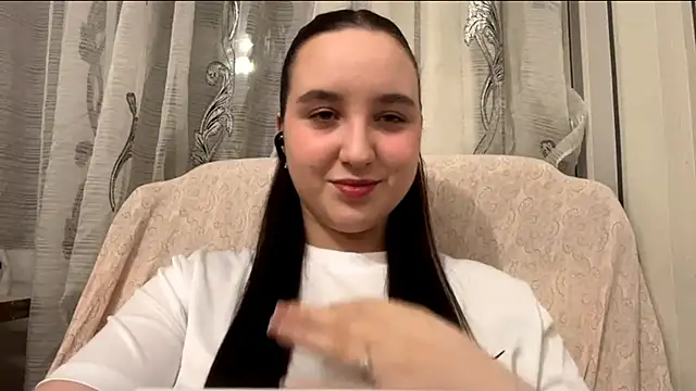 DaisyMolly online show from December 20, 2025, 10:06 pm