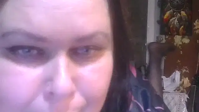 CharleeKendall online show from November 17, 2025, 8:03 pm