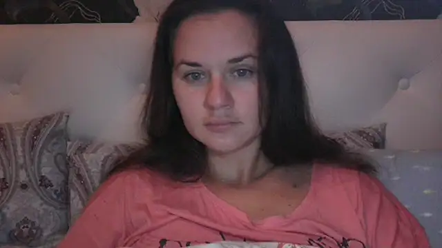 GiaaCaranggi online show from October 17, 2025, 7:27 pm