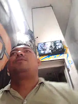 Snapshot of sexyandres_23 chatting on November 19, 2025, 1:33 pm sexyandres 23 online show from November 19, 2025, 1:33 pm