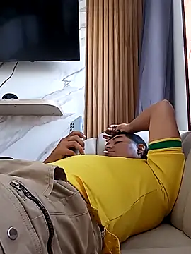 Snapshot of sexyandres_23 chatting on March 13, 2026, 8:26 pm sexyandres 23 online show from March 13, 2026, 8:26 pm