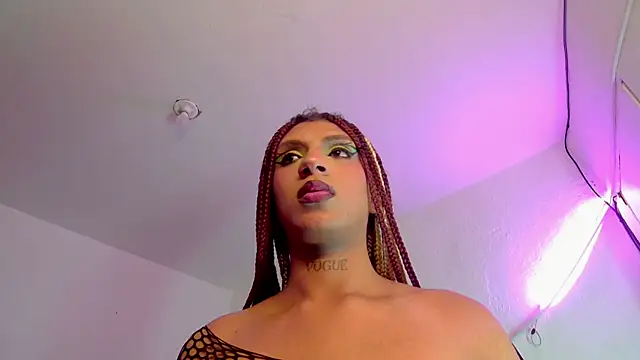 Snapshot of Trix_ebony chatting on February 23, 2026, 3:26 am Trix ebony online show from February 23, 2026, 3:26 am