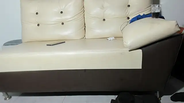 Snapshot of mycolection_girls chatting on December 14, 2025, 6:23 pm mycolection girls online show from December 14, 2025, 6:23 pm