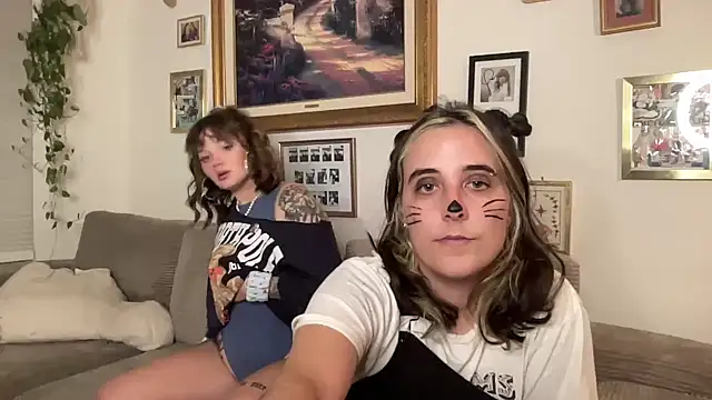 lill daddysgirl online show from November 1, 2025, 2:02 am