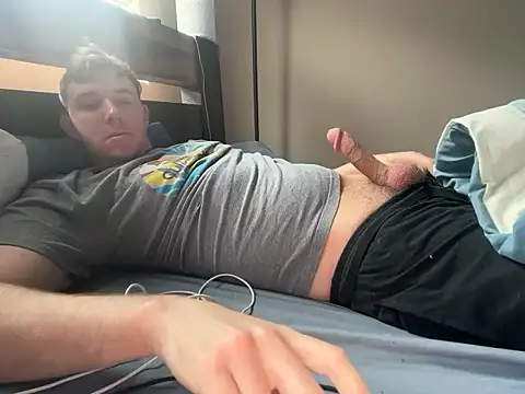 Snapshot of eddieeeeee1232 chatting on December 17, 2025, 5:08 pm eddieeeeee1232 online show from December 17, 2025, 5:08 pm