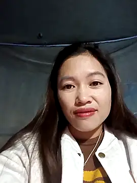 -Paige- online show from November 28, 2025, 2:25 am