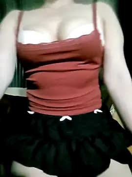 LalayCii online show from October 14, 2025, 11:33 am