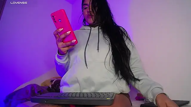 Snapshot of Miranda_kim_ chatting on November 15, 2025, 12:52 am Miranda kim online show from November 15, 2025, 12:52 am