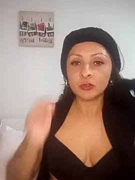 Mariapaula88 online show from December 2, 2025, 6:03 pm