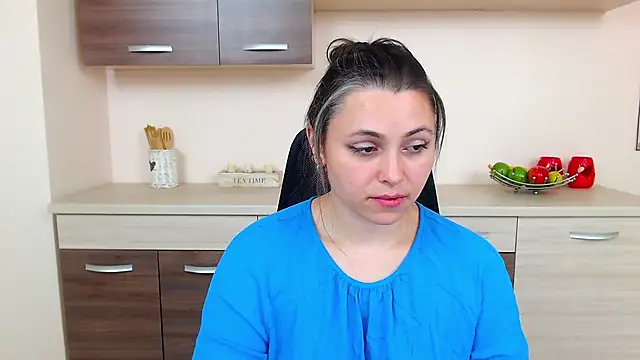 Soft Lilly online show from October 22, 2025, 5:52 am