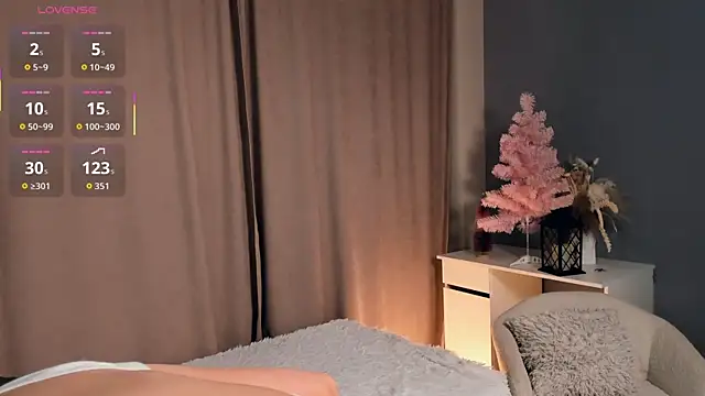 KrisWaller online show from December 16, 2025, 3:17 pm