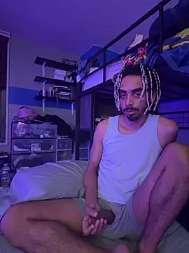 Snapshot of shadespider chatting on April 16, 2026, 12:44 am shadespider online show from April 16, 2026, 12:44 am