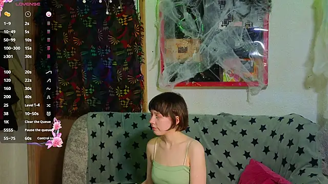 ReincarnatedAngel online show from November 7, 2025, 7:36 pm