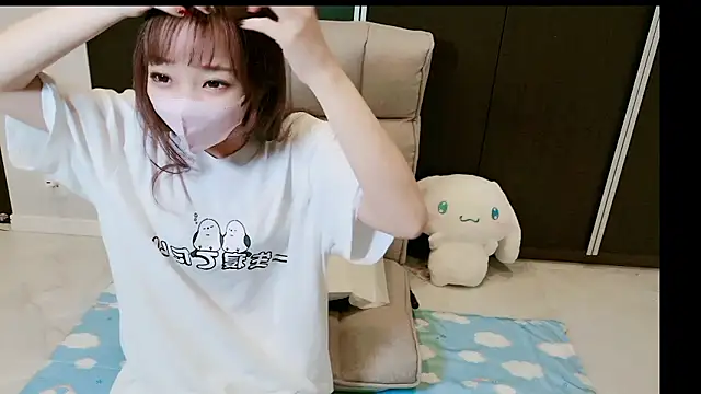 MIZUHO 05 online show from November 15, 2025, 2:02 pm