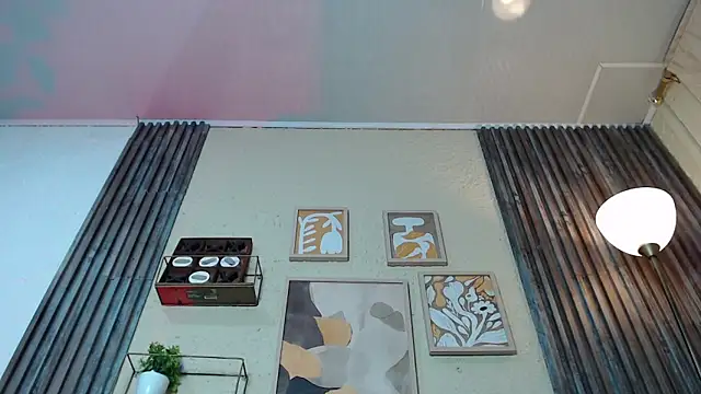 ZharaGag on u online show from November 29, 2025, 12:19 pm