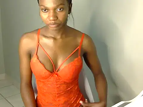 Snapshot of Sweet_Angel002 chatting on October 14, 2025, 10:43 pm Sweet Angel002 online show from October 14, 2025, 10:43 pm